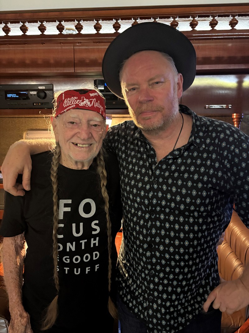 Willie Nelson and Delaney Davidson | Issue 248 